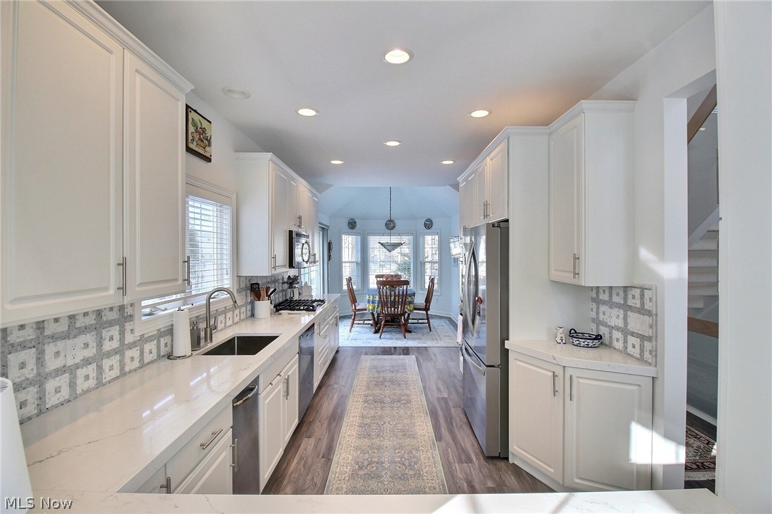 441 W Glengary Circle Highland Heights OH 44143