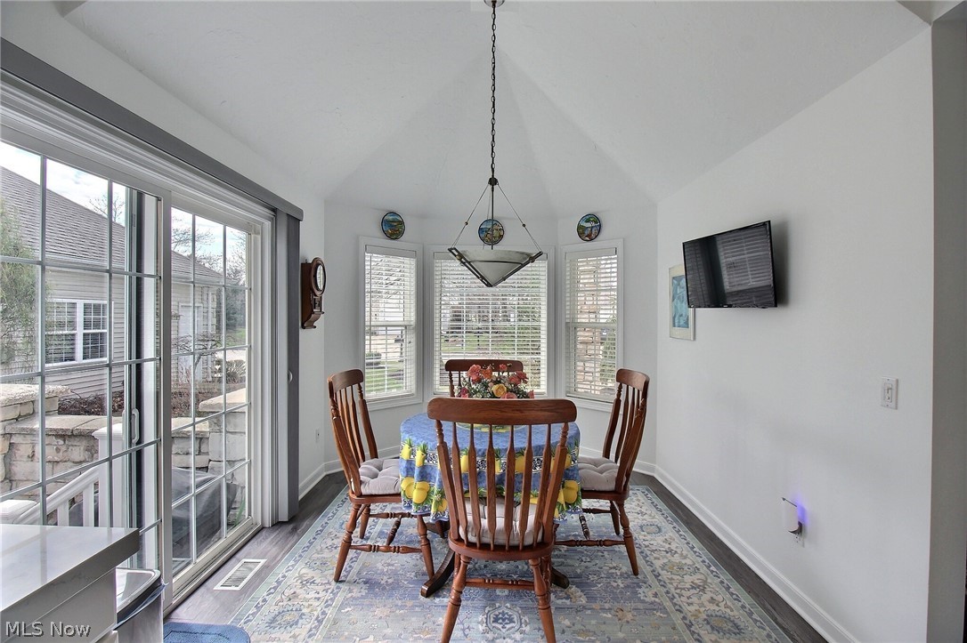 441 W Glengary Circle Highland Heights OH 44143