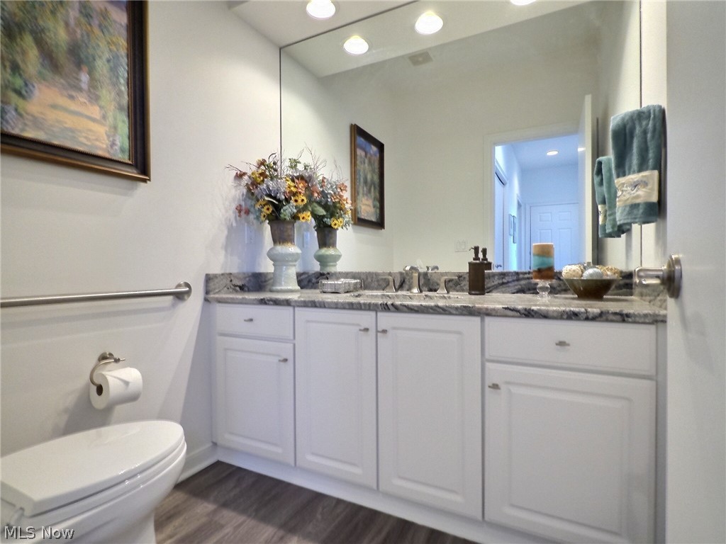 441 W Glengary Circle Highland Heights OH 44143