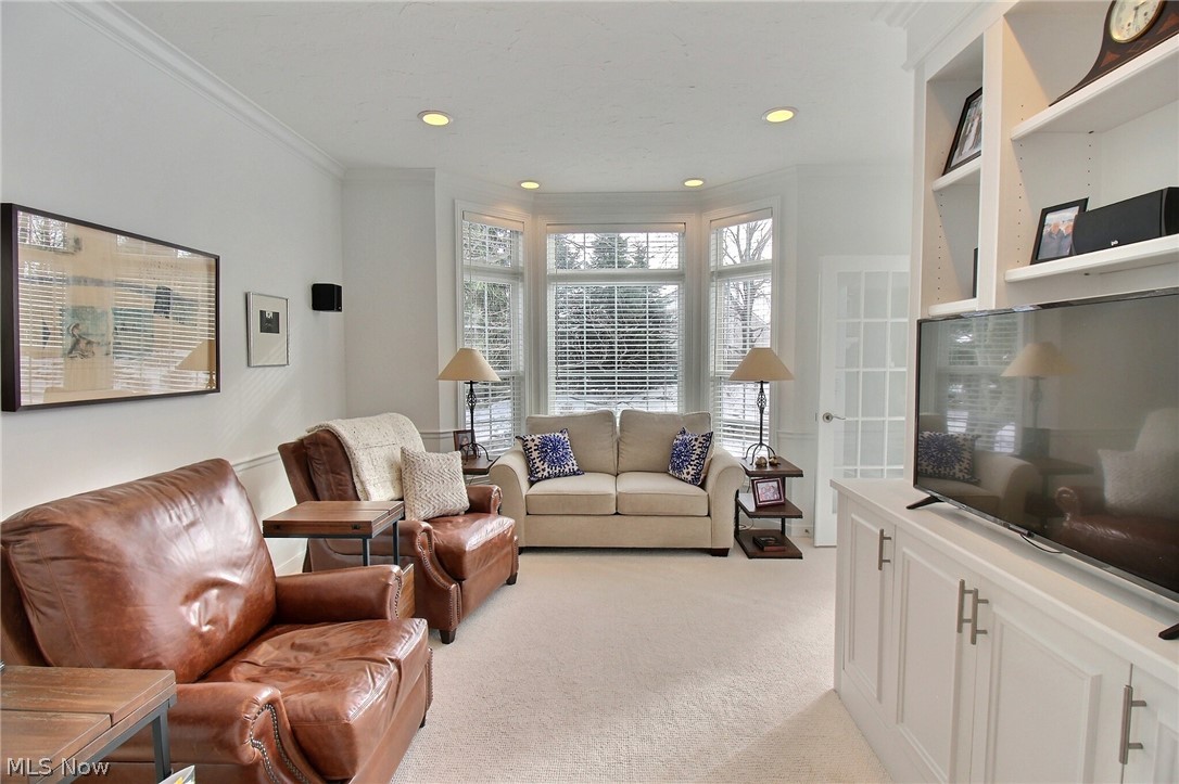 441 W Glengary Circle Highland Heights OH 44143