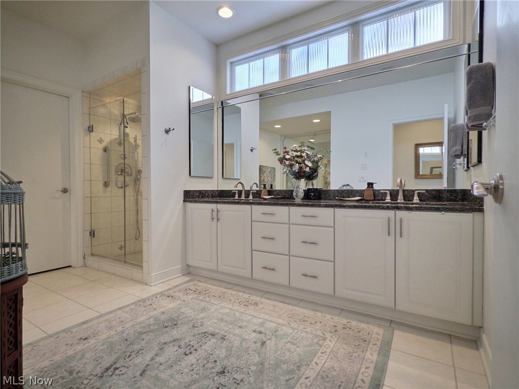 441 W Glengary Circle Highland Heights OH 44143
