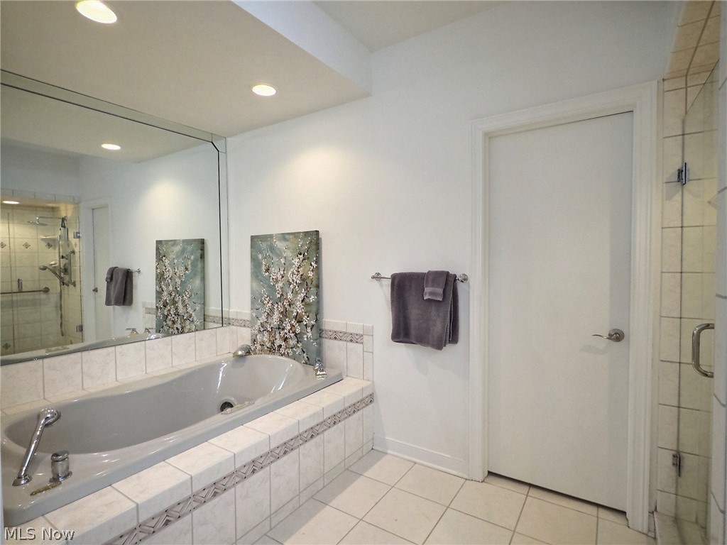 441 W Glengary Circle Highland Heights OH 44143