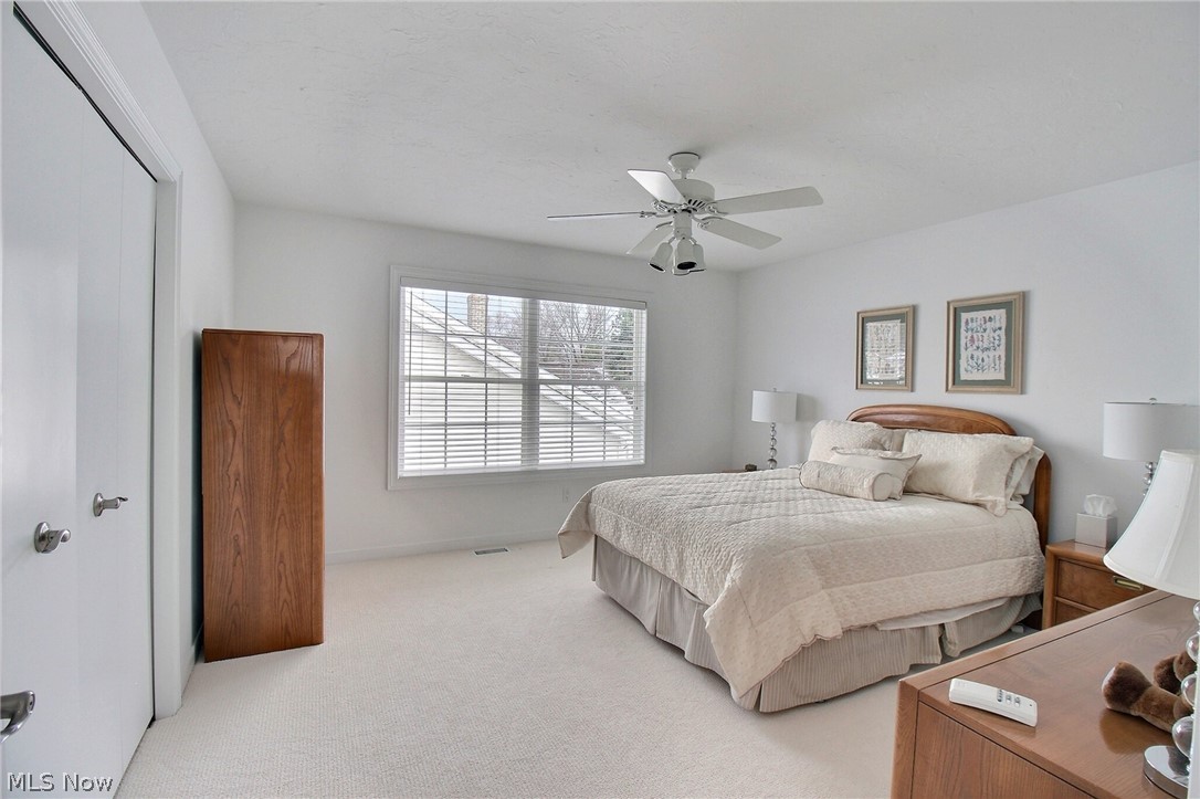 441 W Glengary Circle Highland Heights OH 44143