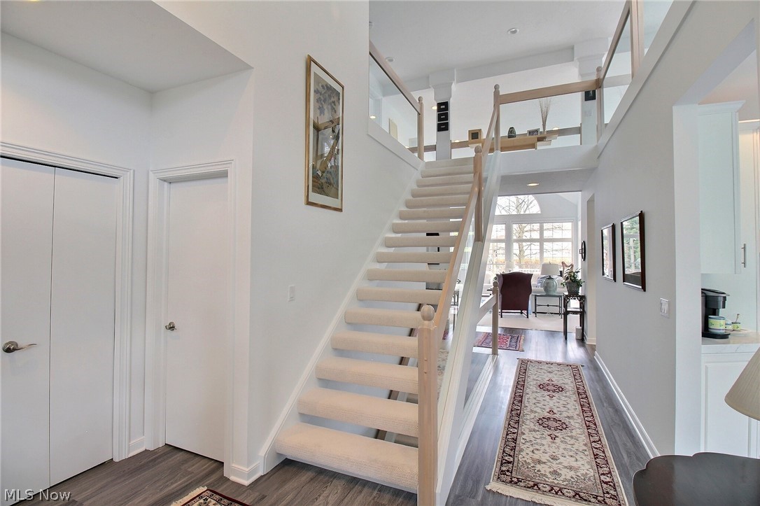 441 W Glengary Circle Highland Heights OH 44143