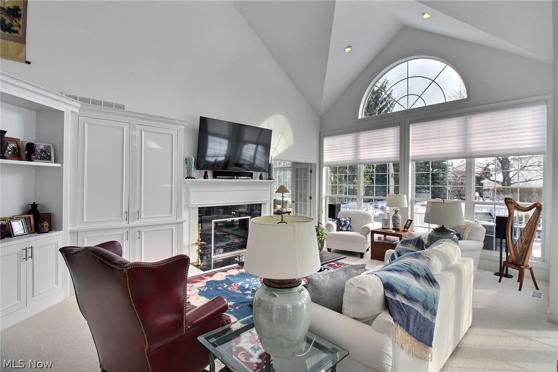 441 W Glengary Circle Highland Heights OH 44143