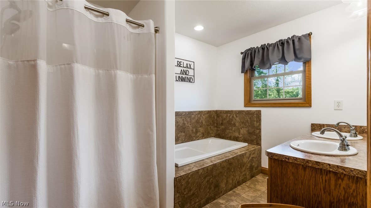 3580 Hayfield Road Dresden OH 43821