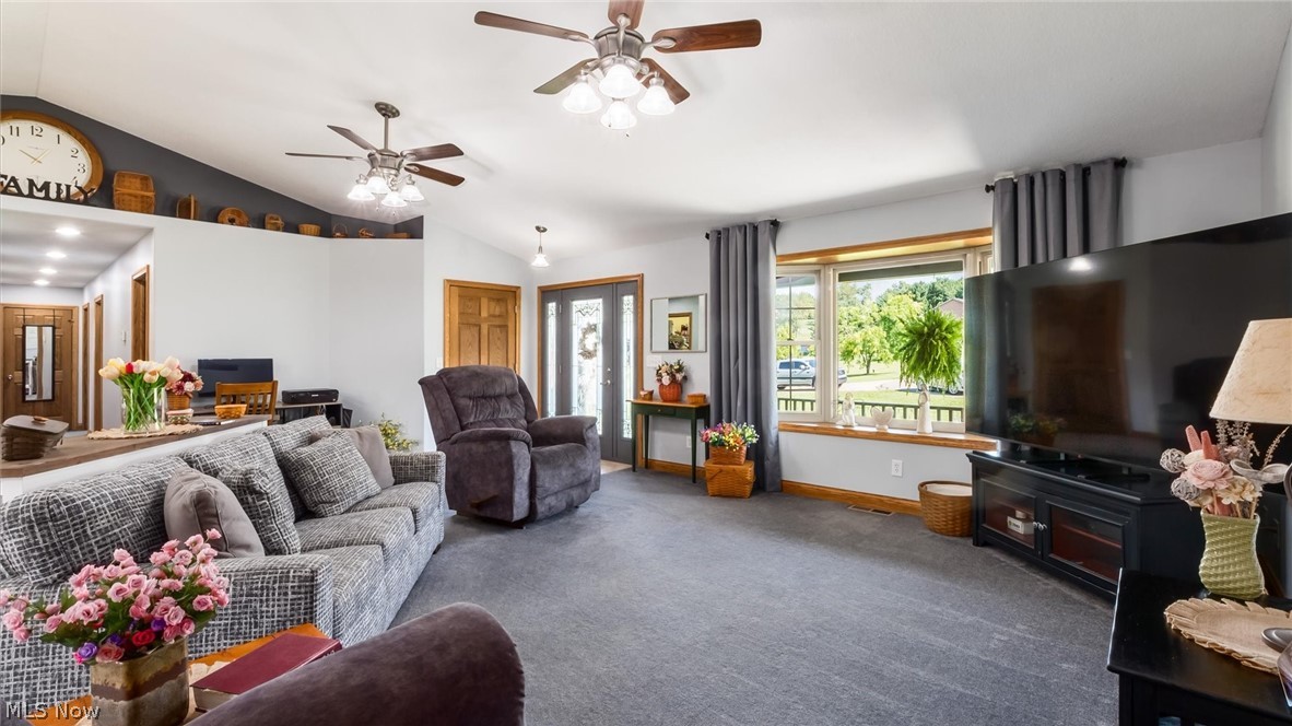 3580 Hayfield Road Dresden OH 43821