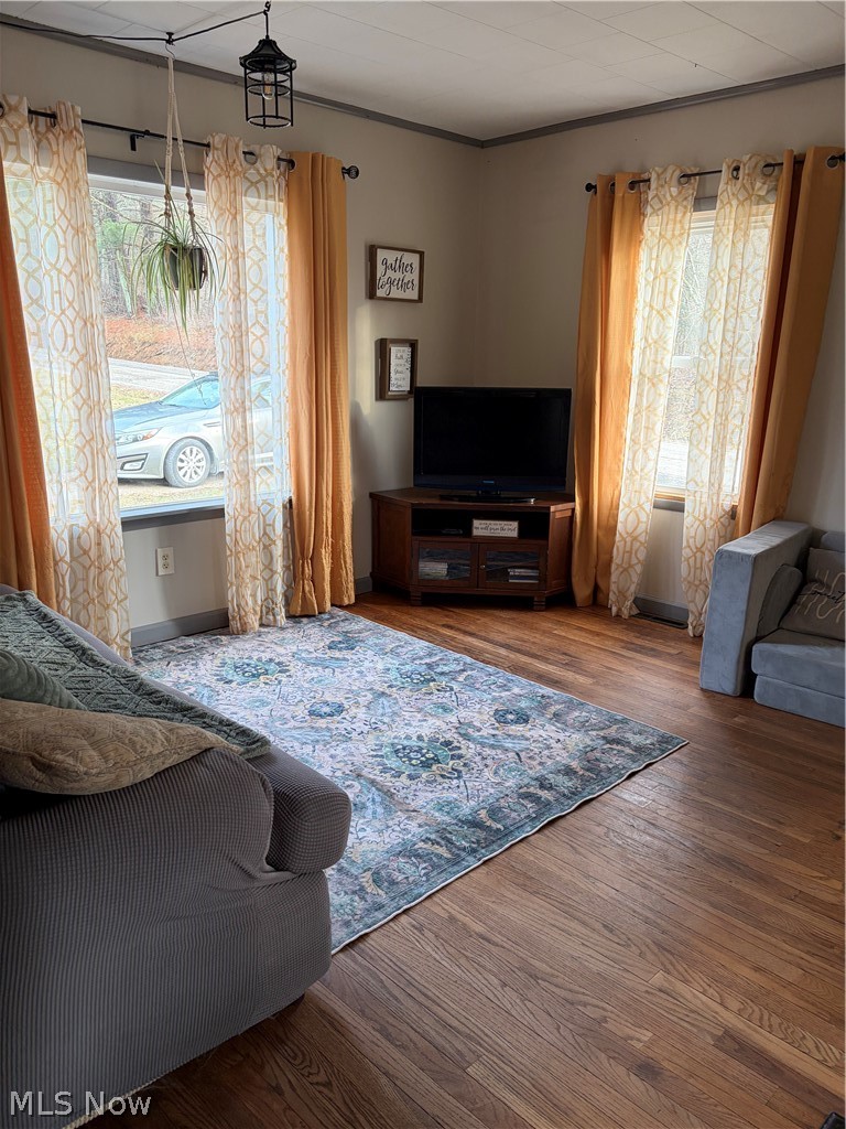 3719 Holmes Road Cambridge OH 43725
