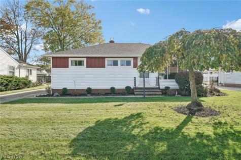 10699 Gabriella Drive Parma OH 44130