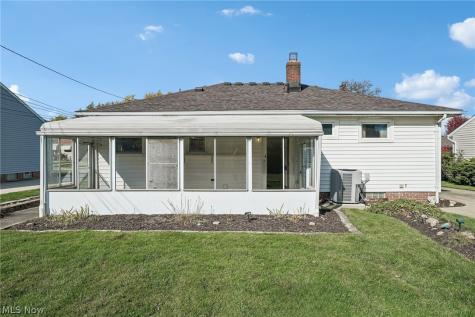 10699 Gabriella Drive Parma OH 44130
