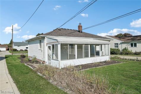 10699 Gabriella Drive Parma OH 44130