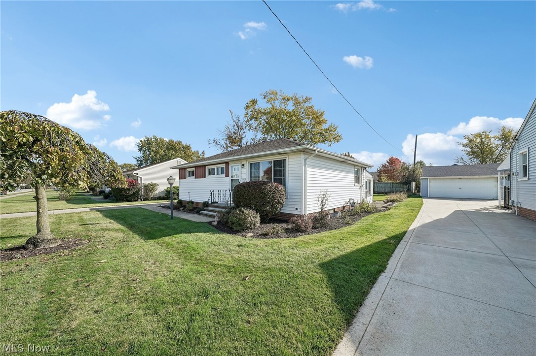 10699 Gabriella Drive Parma OH 44130