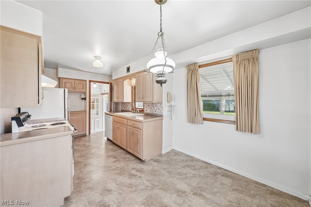 10699 Gabriella Drive Parma OH 44130