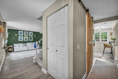 817 Glencairn Lane Brunswick OH 44212