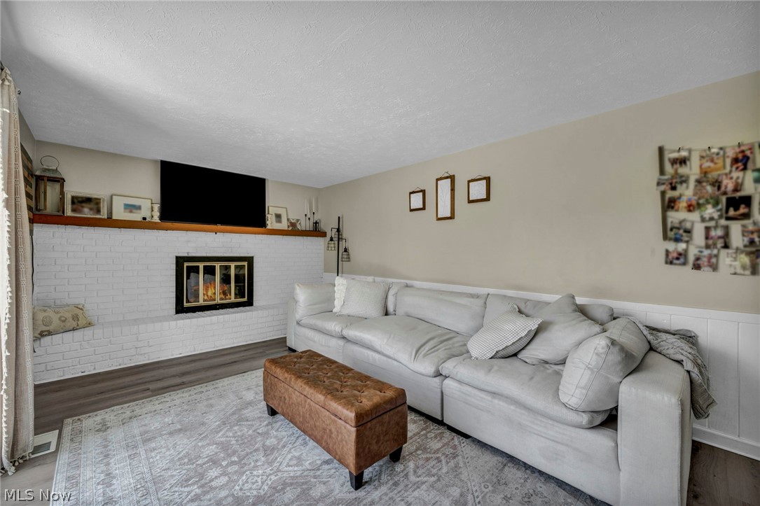 817 Glencairn Lane Brunswick OH 44212