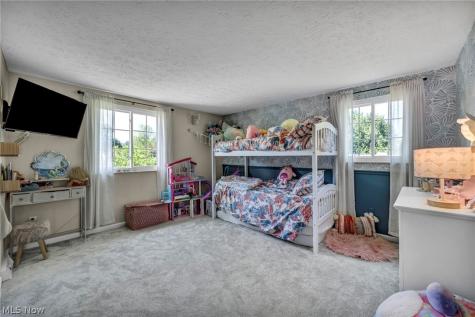 817 Glencairn Lane Brunswick OH 44212