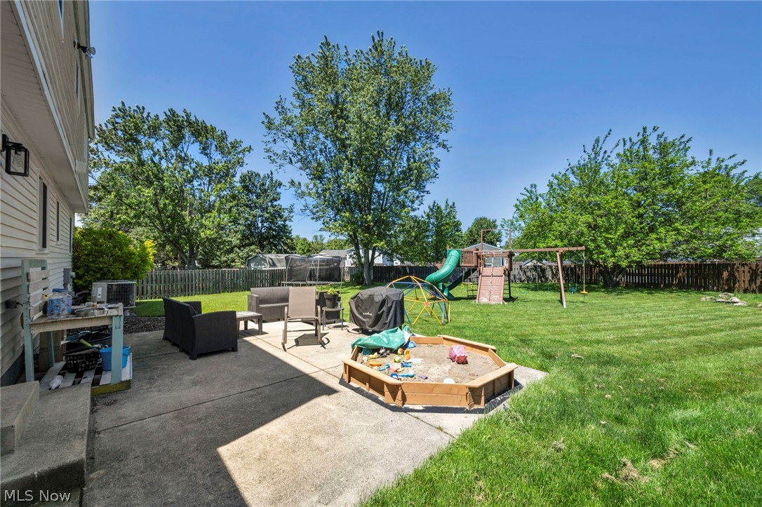 817 Glencairn Lane Brunswick OH 44212