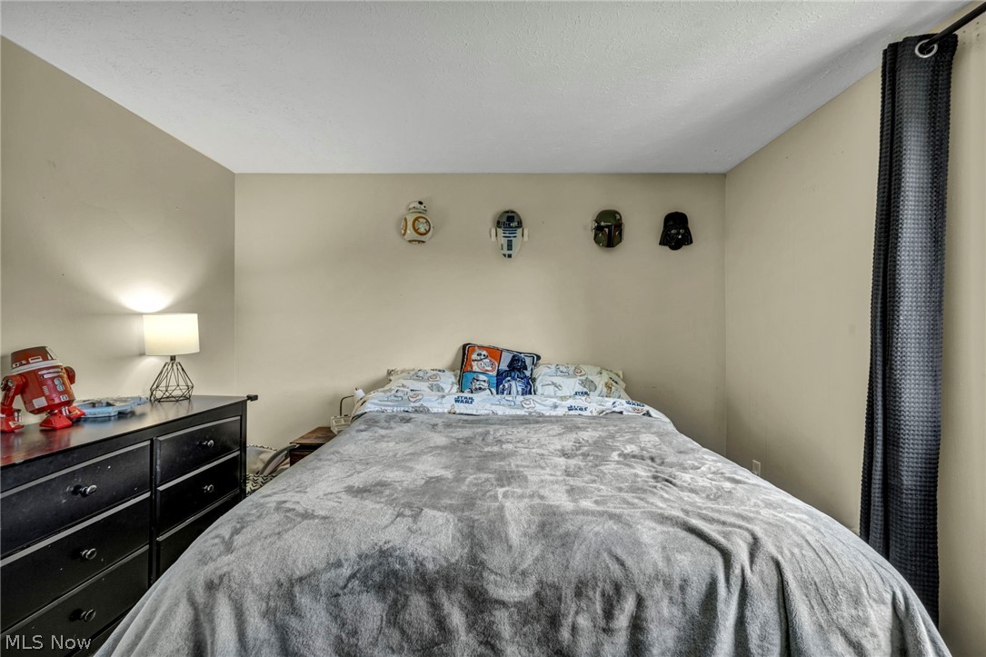 817 Glencairn Lane Brunswick OH 44212
