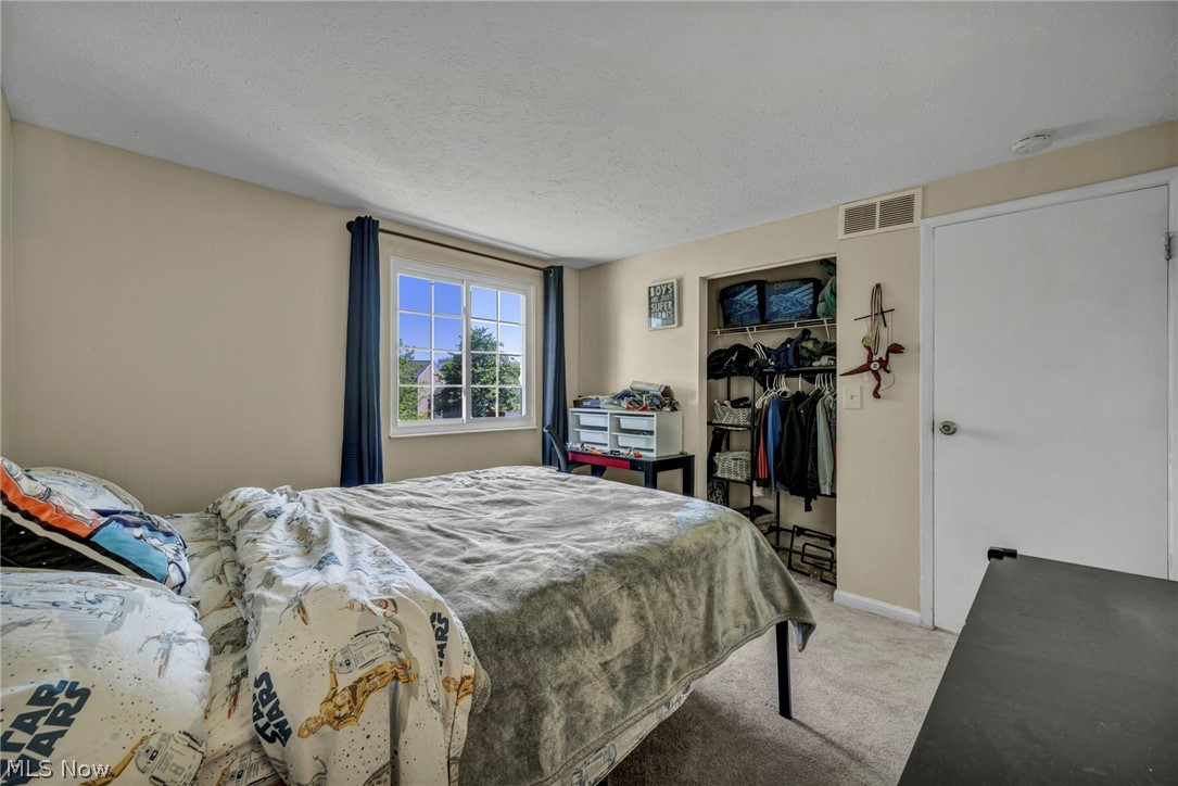 817 Glencairn Lane Brunswick OH 44212