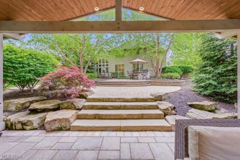 37775 Flanders Drive Solon OH 44139