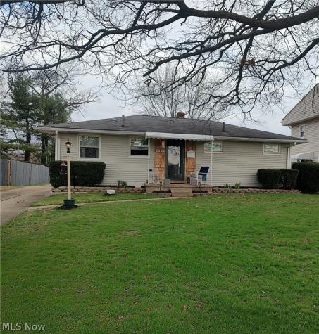3605 Birchdale Road NW Canton OH 44708