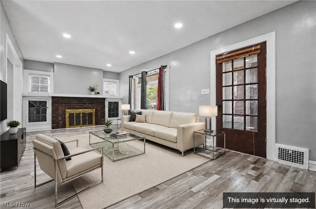 3394 Lownesdale Road Cleveland Heights OH 44112