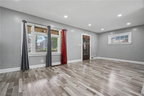 3394 Lownesdale Road Cleveland Heights OH 44112