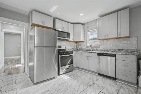 3394 Lownesdale Road Cleveland Heights OH 44112