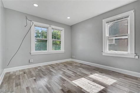 3394 Lownesdale Road Cleveland Heights OH 44112