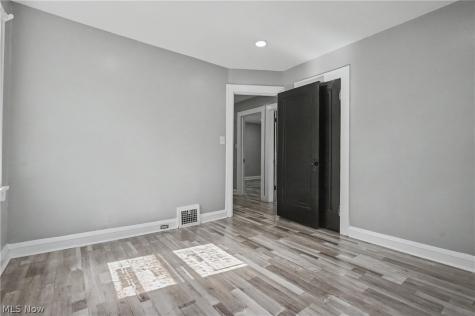 3394 Lownesdale Road Cleveland Heights OH 44112