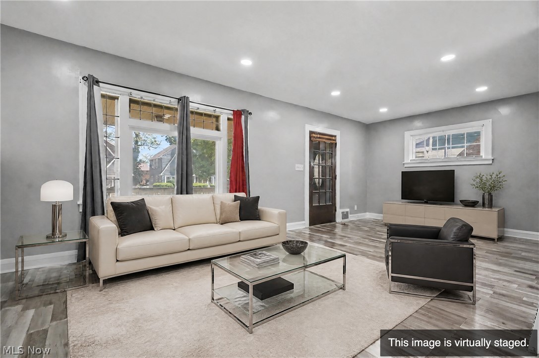 3394 Lownesdale Road Cleveland Heights OH 44112
