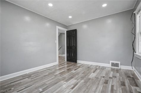 3394 Lownesdale Road Cleveland Heights OH 44112