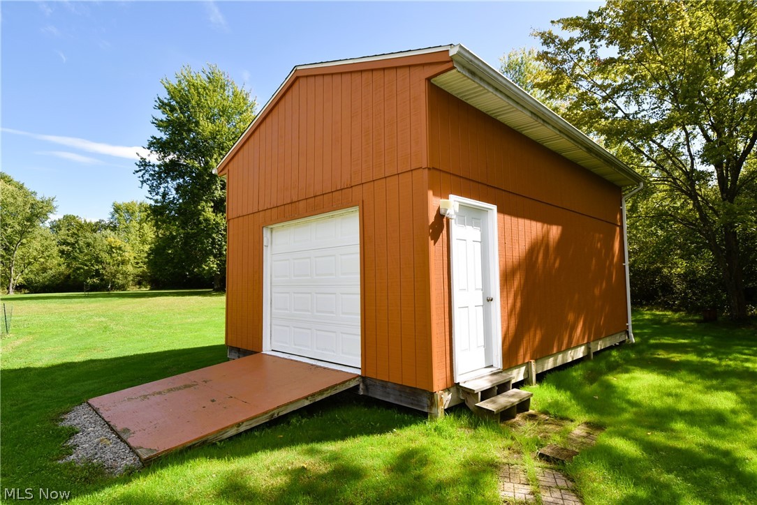 3160 Durst Clagg Road NE Warren OH 44481