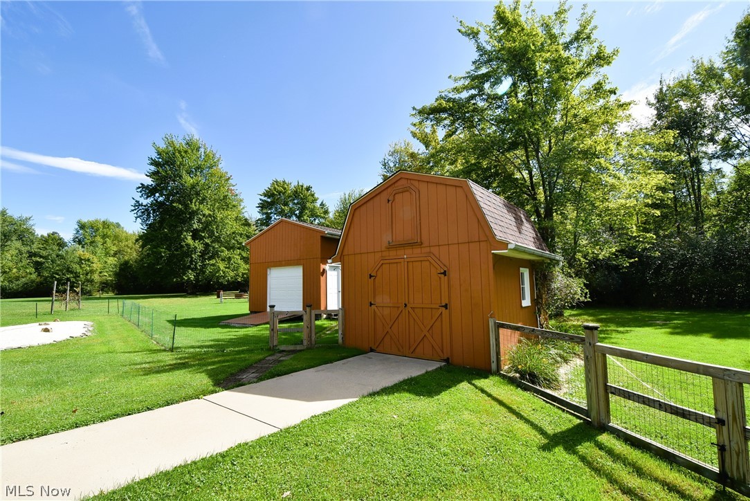 3160 Durst Clagg Road NE Warren OH 44481