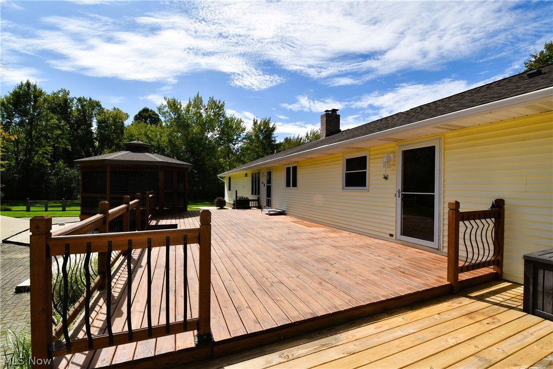 3160 Durst Clagg Road NE Warren OH 44481