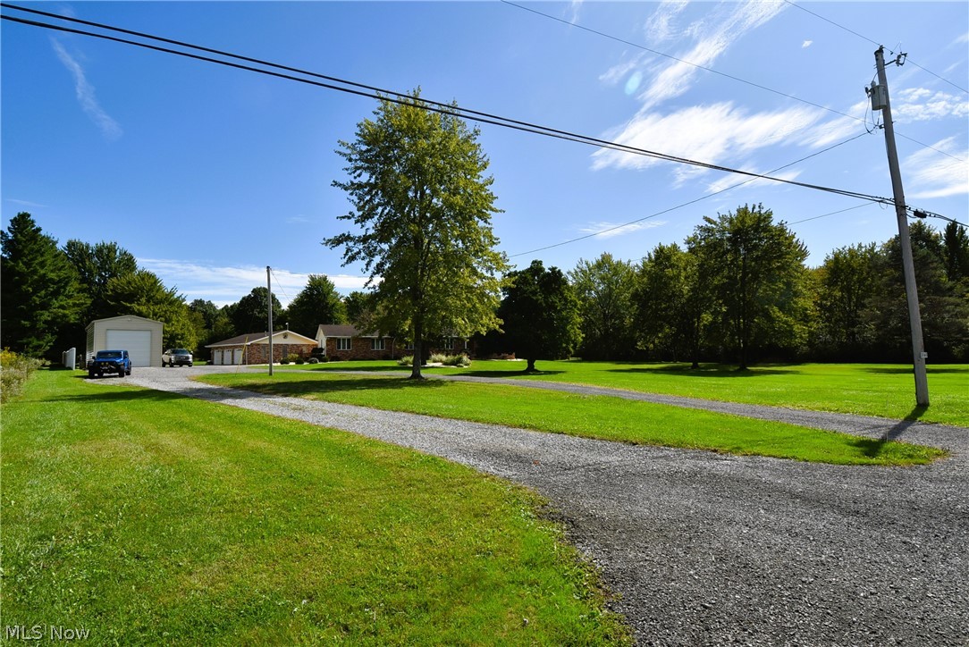 3160 Durst Clagg Road NE Warren OH 44481