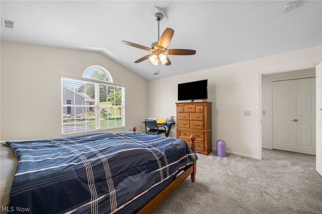 140 Woodbury Glen Street Hartville OH 44632