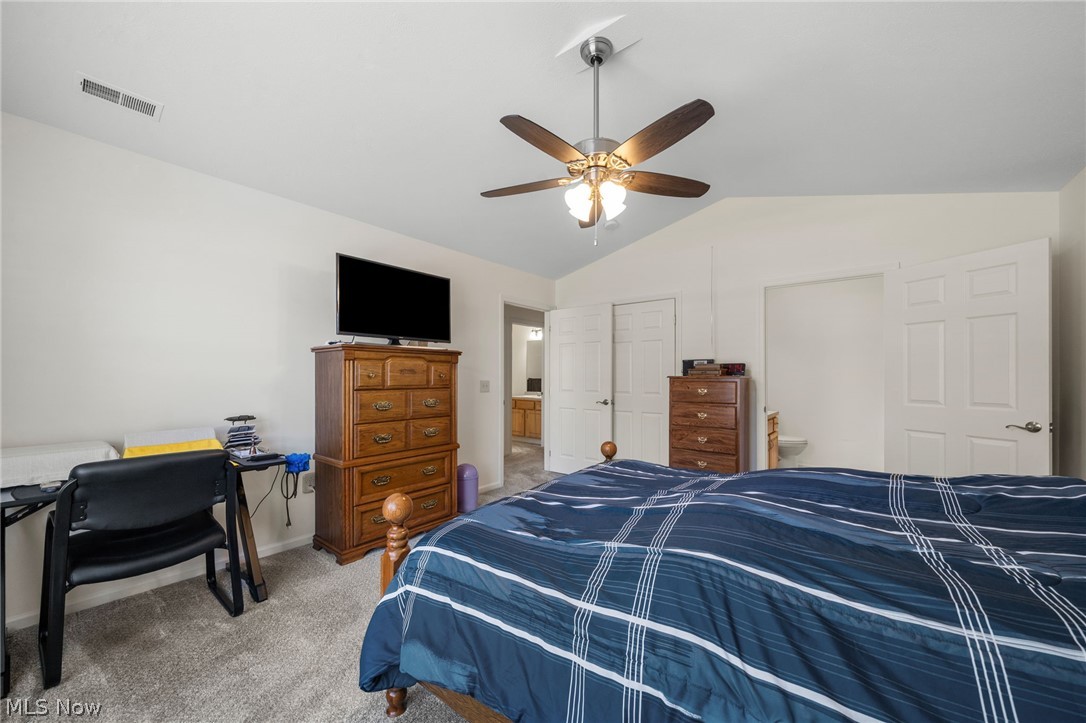 140 Woodbury Glen Street Hartville OH 44632