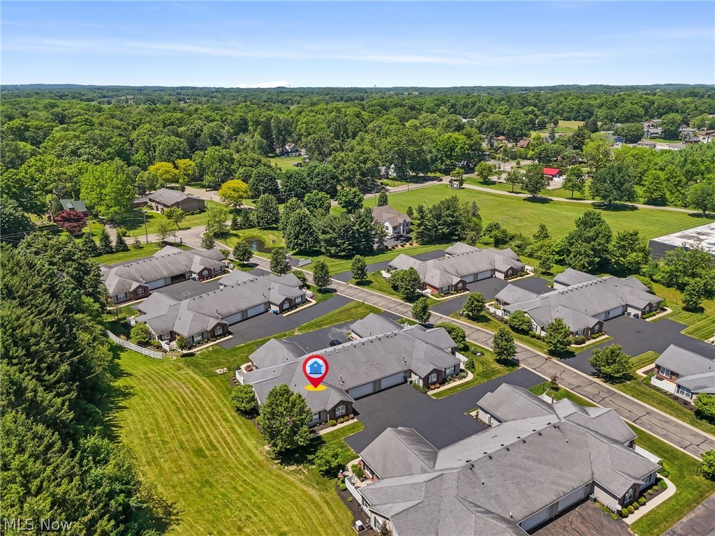 140 Woodbury Glen Street Hartville OH 44632