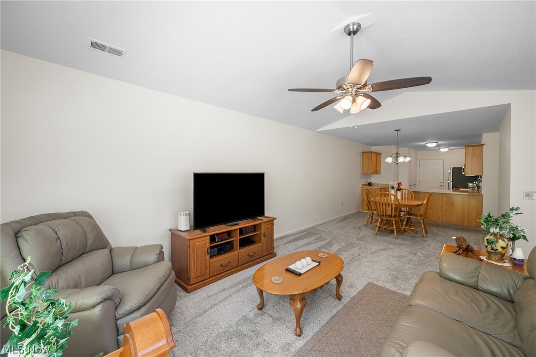 140 Woodbury Glen Street Hartville OH 44632
