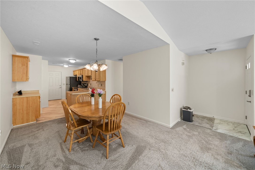 140 Woodbury Glen Street Hartville OH 44632