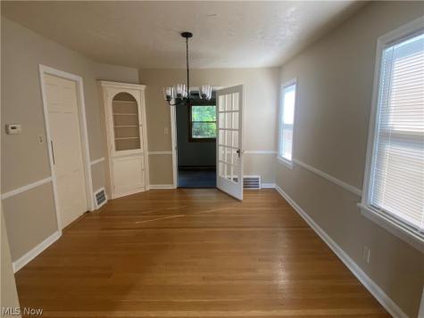 4218 Silsby Road University Heights OH 44118