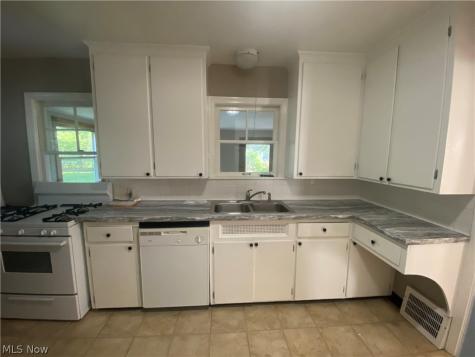 4218 Silsby Road University Heights OH 44118