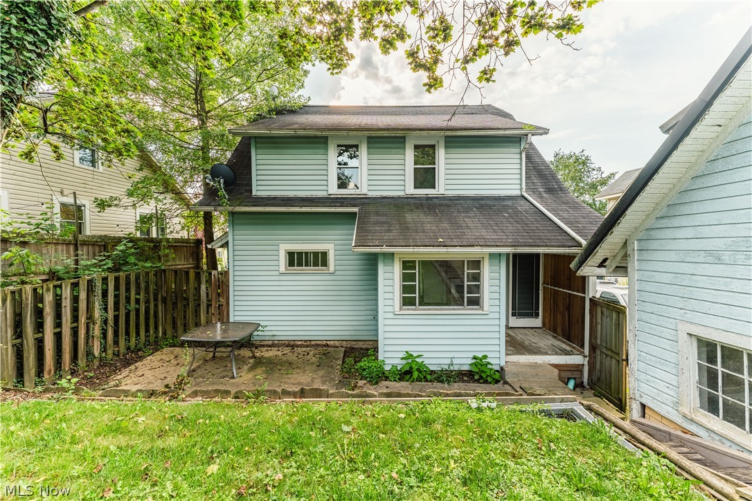 109 Fairview Avenue Millersburg OH 44654