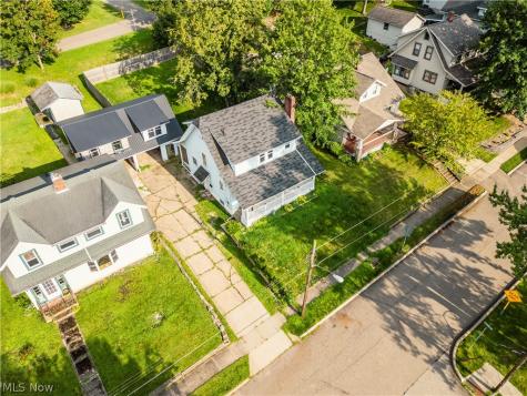 109 Fairview Avenue Millersburg OH 44654