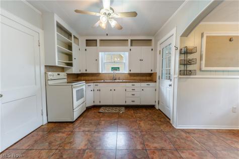 109 Fairview Avenue Millersburg OH 44654