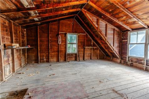 109 Fairview Avenue Millersburg OH 44654