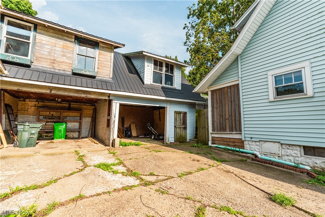 109 Fairview Avenue Millersburg OH 44654