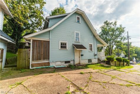 109 Fairview Avenue Millersburg OH 44654
