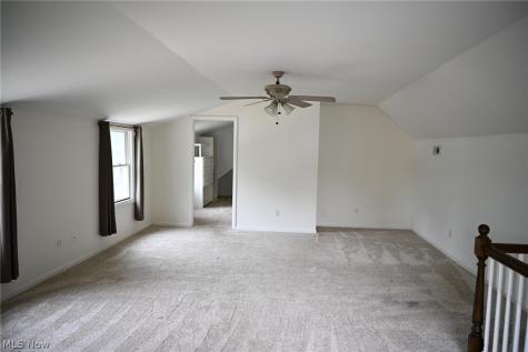 1313 Richmond Road Lyndhurst OH 44124
